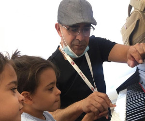 العلاج بالموسيقى